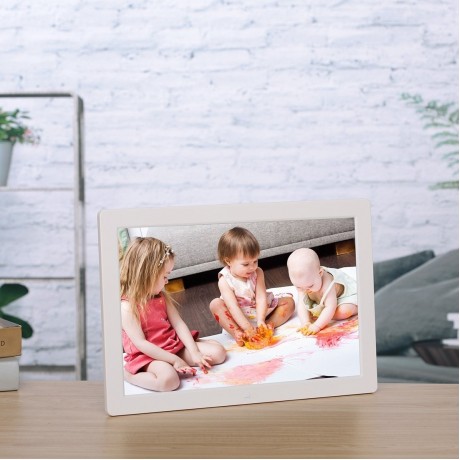 15.4 inch LED Digital Photo Frame with Remote Control, MP3 / MP4 / Movie Player, Support USB / SD Card Input, Built in Stereo Speaker (White)